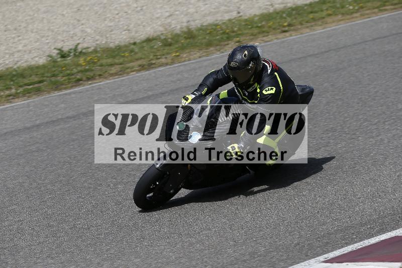 /09 19.04.2026  Caremotion get faster ADR/Gruppe gruen/8